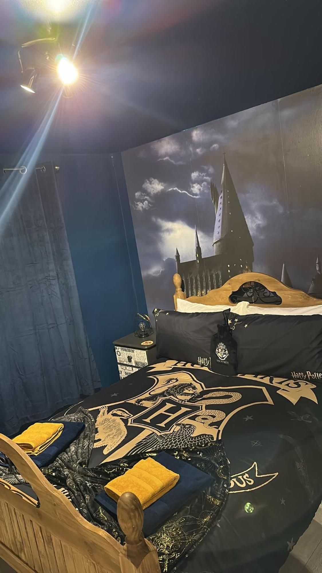 Hogwarts Apartment Abbots Langley Εξωτερικό φωτογραφία